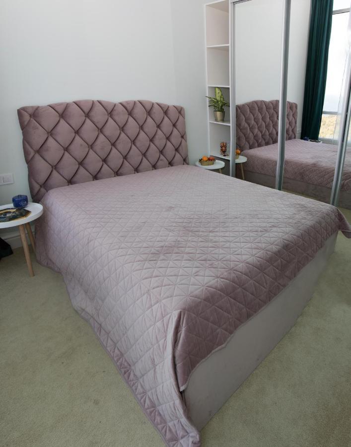 Apart Hotel Greenwood Near Sea Oldenburg Bagian luar foto