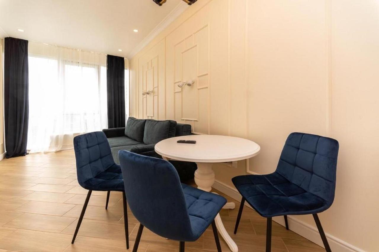 Apart Hotel Greenwood Near Sea Oldenburg Bagian luar foto
