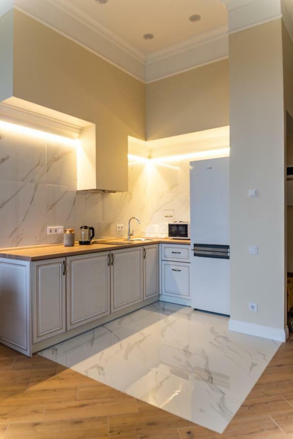 Apart Hotel Greenwood Near Sea Oldenburg Bagian luar foto