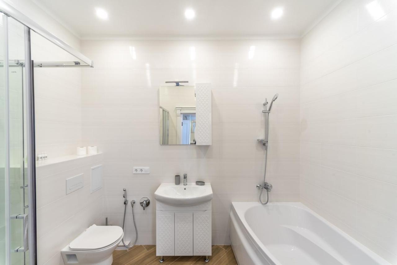 Apart Hotel Greenwood Near Sea Oldenburg Bagian luar foto
